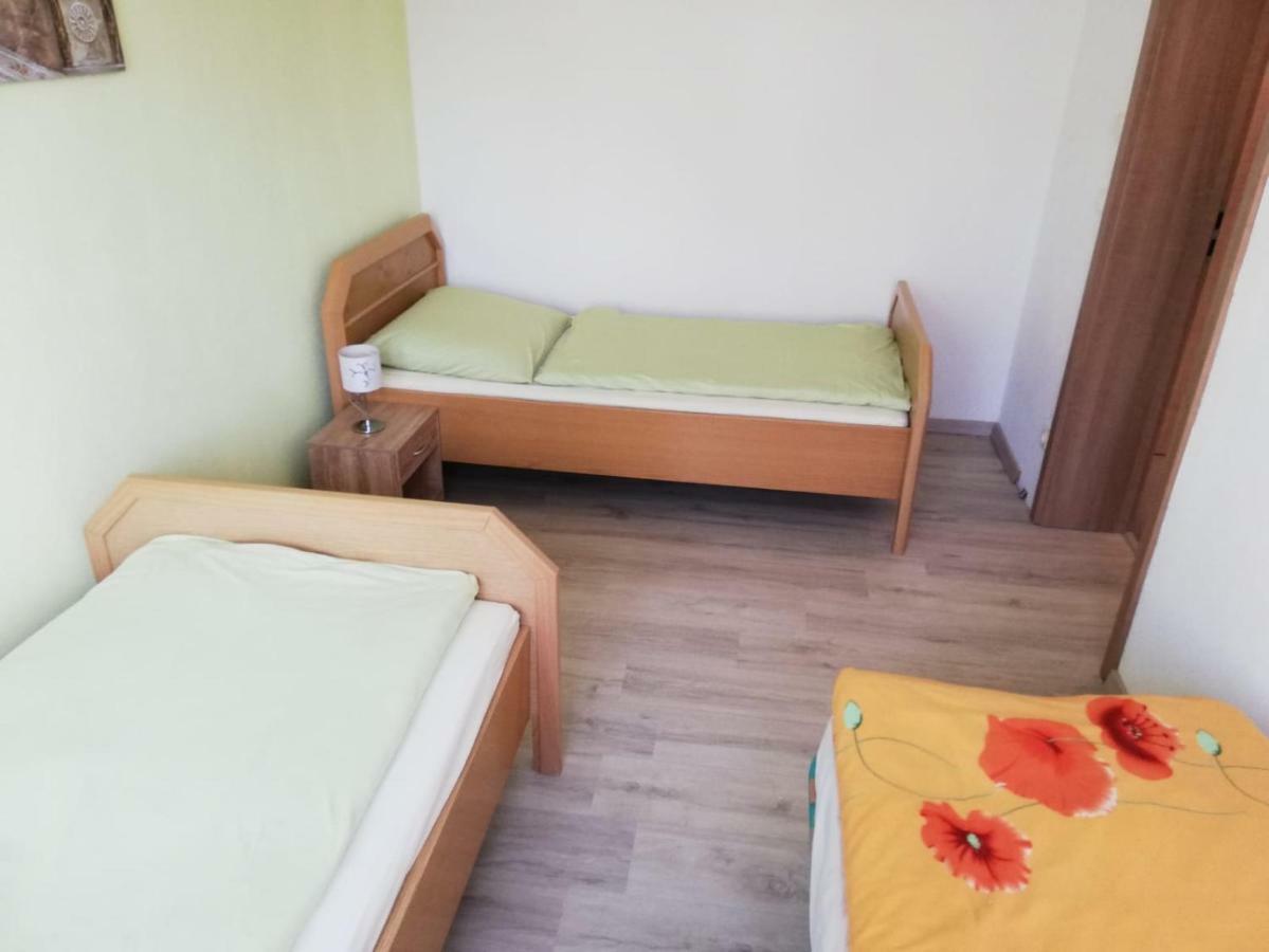Ferienwohnung, Monteurwohnung Grossrohrsdorf Exterior foto